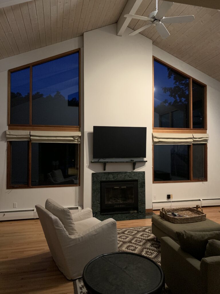Rhode Island Family Room 1 Before