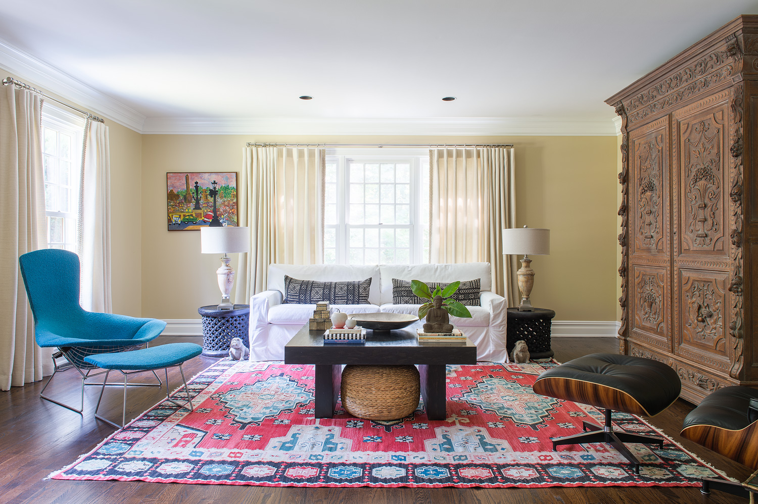 How to Select the Right Coffee Table for Your Space